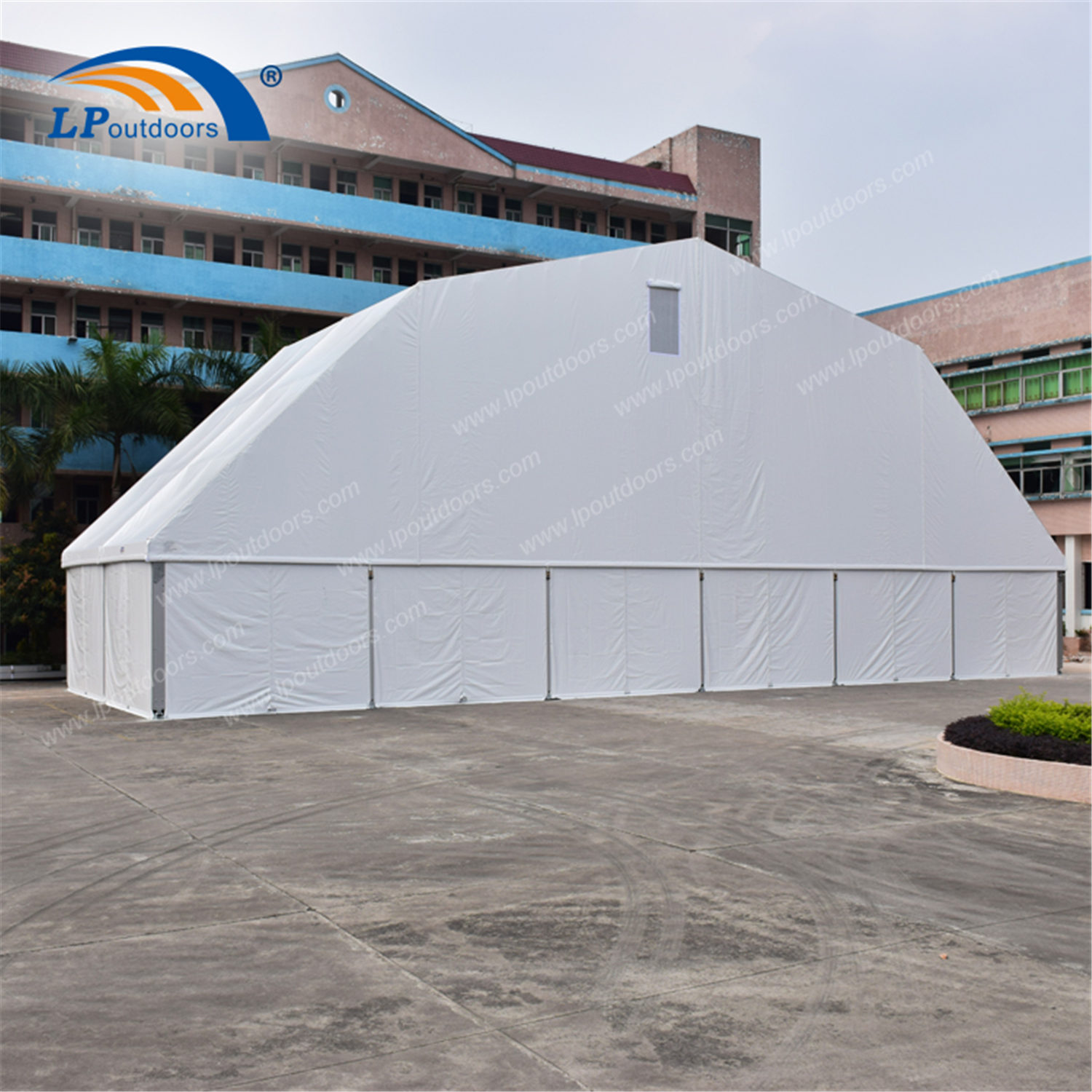 Bâtiment de structure de toit de polygone de tente de chapiteau d'événement à grande échelle avec la doublure à vendre